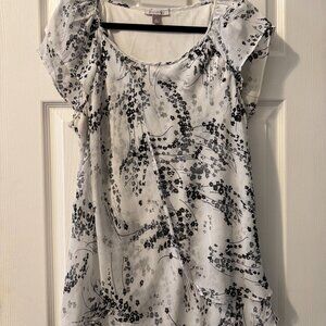 Women's White Blouse with Black Flowers XL
